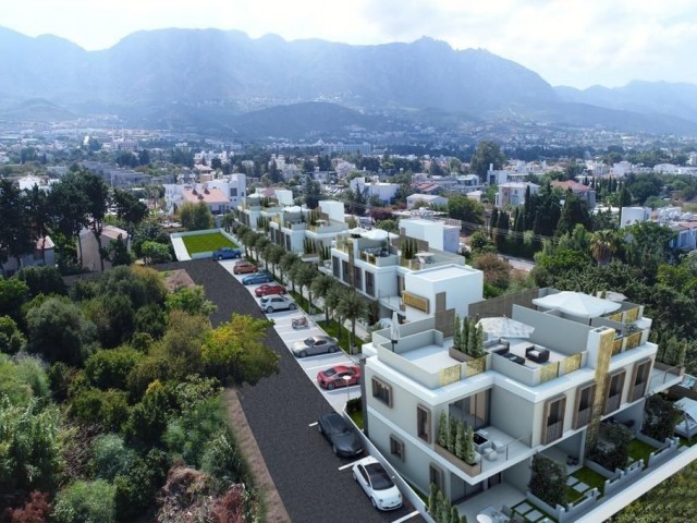 Top floor terraced floor 1+1 65m2 ready to move on the site with pool overlooking the sea. 