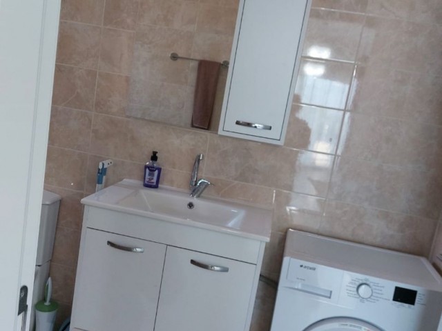 Kyrenia karaoglanoglu 1+1 Luxus-Wohnung zur Miete als 2 Kaution 1 Miete 1 Provision