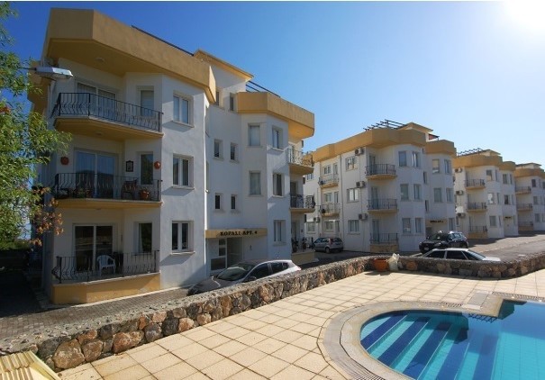 CIRNE ALSANCAK 3+1 APARTMENT FOR RENT WITH POOL 