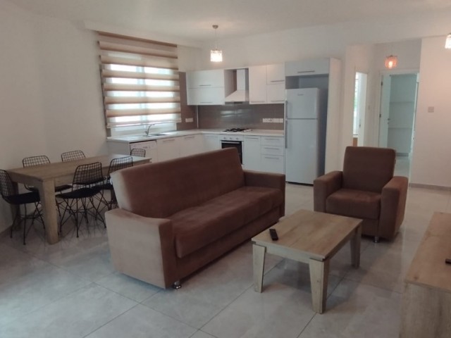 WOHNUNG ZUR MIETE IN EINER ANLAGE MIT 2+1 POOL IN GİRNE KARAOĞLANOĞLU