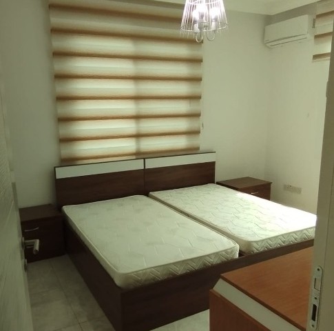 آپارتمان 2+1 با استخر برای اجاره در كرنیا KARAOĞLANOĞLU