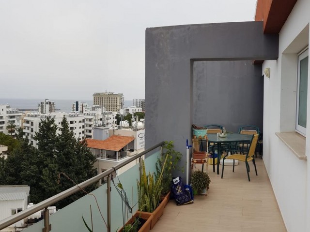 GİRNE VERGİ DAİRESİ BÖLGESİNDE SATILIK 2+1 PENTHOUSE 