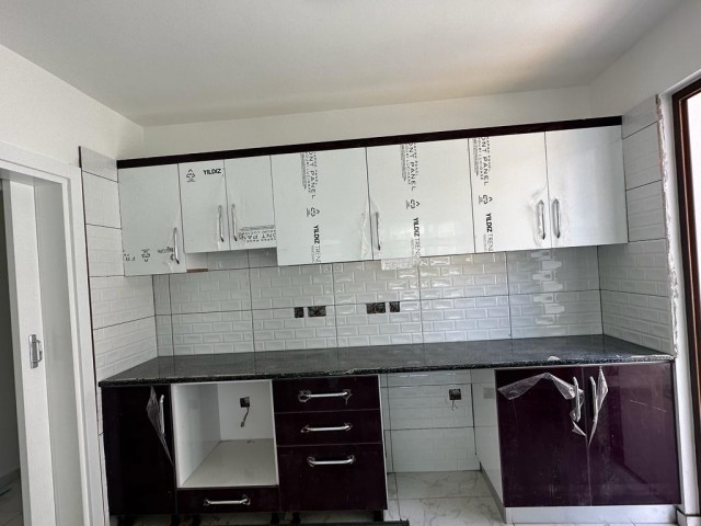 3+1 MEDIUM FLOOR FLAT FOR SALE IN KYRENIA CENTER