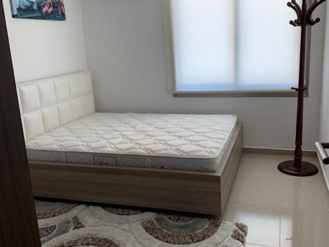 GIRNE MERKEZ’DE KİRALIK 3+1 DAİRE AİLE APARTMANI 