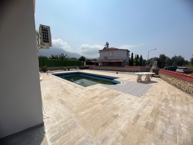 4+1 VILLA WITH POOL FOR SALE IN KYRENIA/CATAKOY