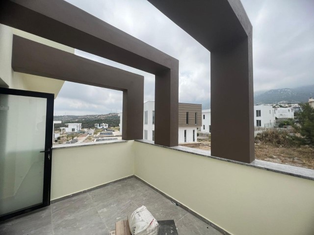 4+1 ZERO VILLA WITH POOL FOR SALE IN KYRENIA/CATALKOY