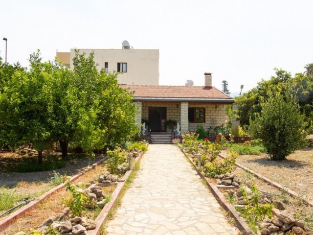 3+1 VILLA WITH POOL FOR RENT IN KYRENIA/LAPTA