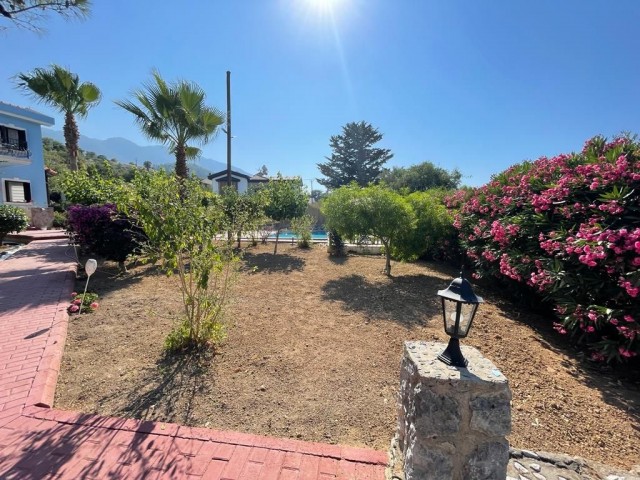 3+2 POOLVILLA ZUM VERKAUF IN ALSANCAK, KYRENIA