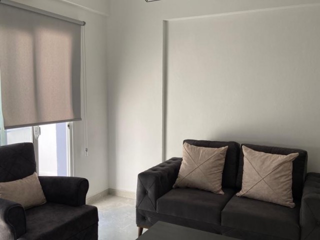 GİRNE ZEYTINLIK’TE SATILIK 2+1 DAİRE 