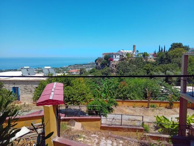 4+1 VILLA WITH POOL, MOUNTAIN AND SEA VIEW FOR SALE IN LAPTA, KYRENIA