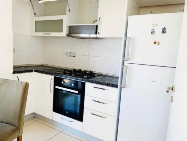 GİRNE’DE KİRALIK 2+1 PENTHOUSE DAİRE...,dağ deniz manzaralı...