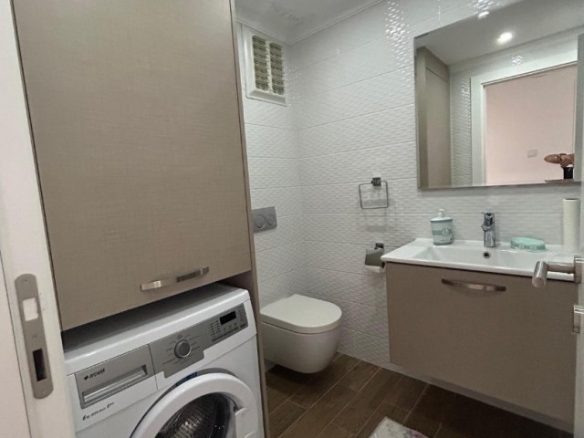 2+1 FLAT FOR SALE IN KYRENIA/CENTER KAVANYUM SITE WITH POOL