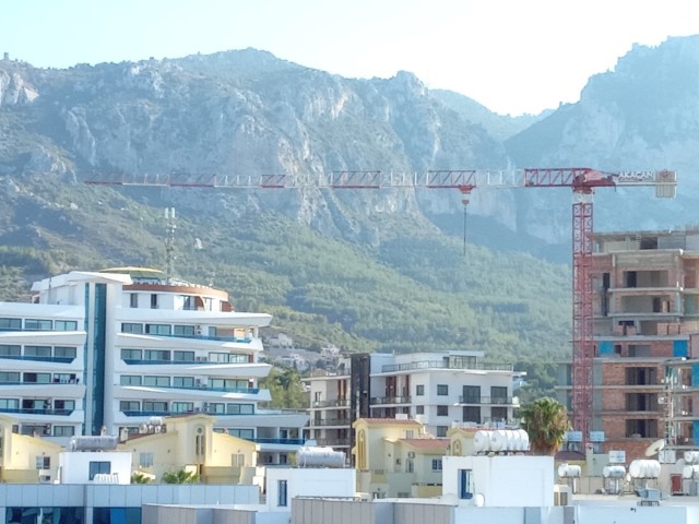 GIRNE YENI NUSMAR BÖLGESİNDE SATILIK 2+1 PENTHOUSE 