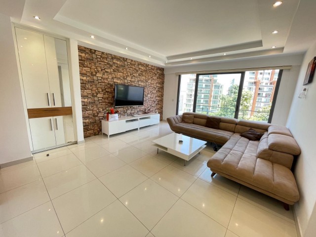 3+1 NEW FLAT FOR SALE IN KYRENIA CENTER