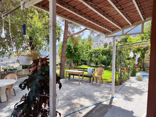 4+1 VILLA FOR SALE IN KYRENIA LAPTA