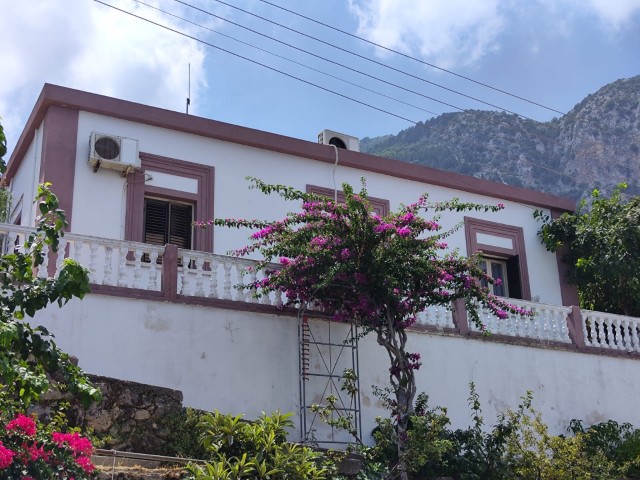 4+1 VILLA ZUM VERKAUF IN KYRENIA LAPTA