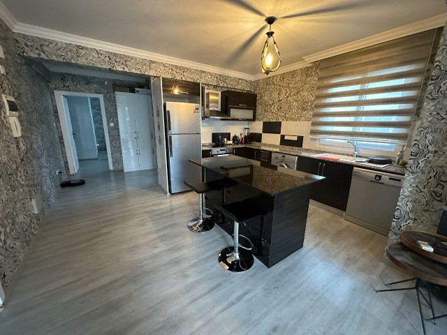 3+1 PENTHOUSE+DUPLEX ZUM VERKAUF IN DER REGION KYRENIA EZIÇ LAVASH, MIT DOPPELTERRASSE UND AUFZUG