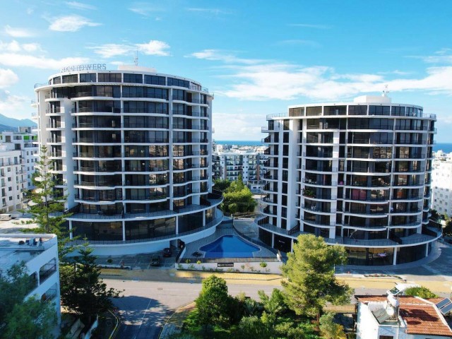 Квартира 2+1 с видом на море в Кирении, с террасой, частной парковкой, общим бассейном и тренажерным залом, высокая рентабельность инвестиций в аренду