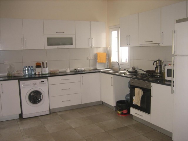 3+1 FLAT FOR SALE IN KYRENIA LAPTA