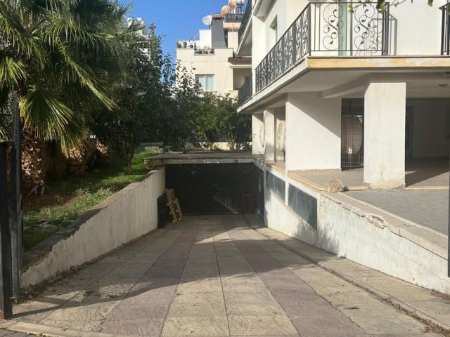 COMPLETE BUILDING FOR SALE IN KYRENIA KAŞKARD 6 PIECES 3+1 AND 500 m2 BODRUM