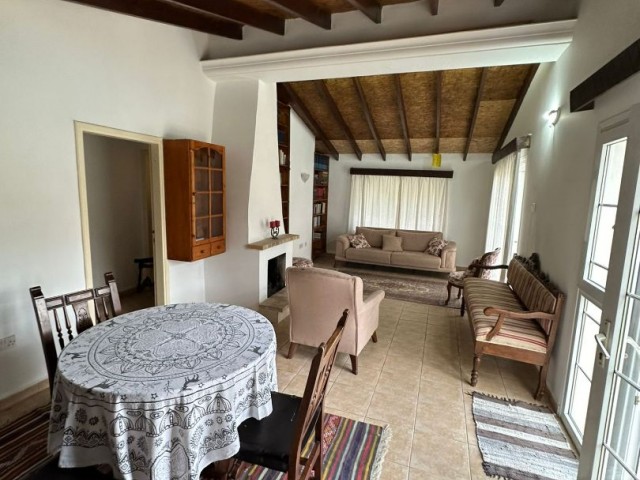 2+1 DETACHED HOUSE WITH GARDEN AND POOL FOR RENT IN GIRNE OZANKÖY