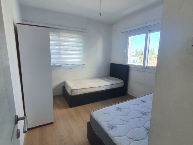 2+1 clean flat with elevator, close to Kyrenia Municipality and 23 Nisan Primary School. Furnished.