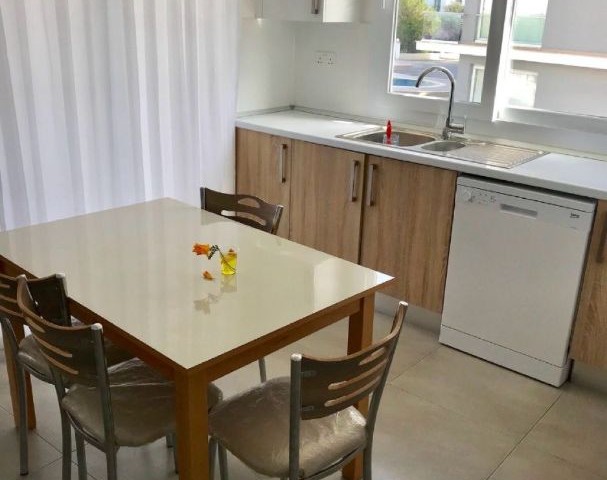 2+1 FLAT FOR RENT IN KYRENIA CENTRAL KAVANYUM