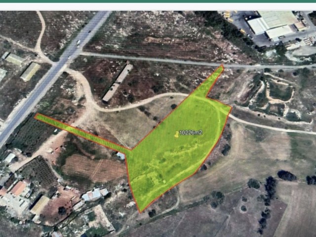 7.5 decare land with official road and zoning, close to Güzelyurt METU circle and Lara Restaurant. Equivalent title deed.