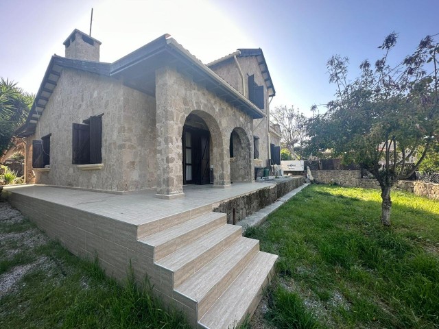 Kyrenia Yesiltepe, detached, authentic stone house with private pool. 2 deposit 1 rent 1 commission...