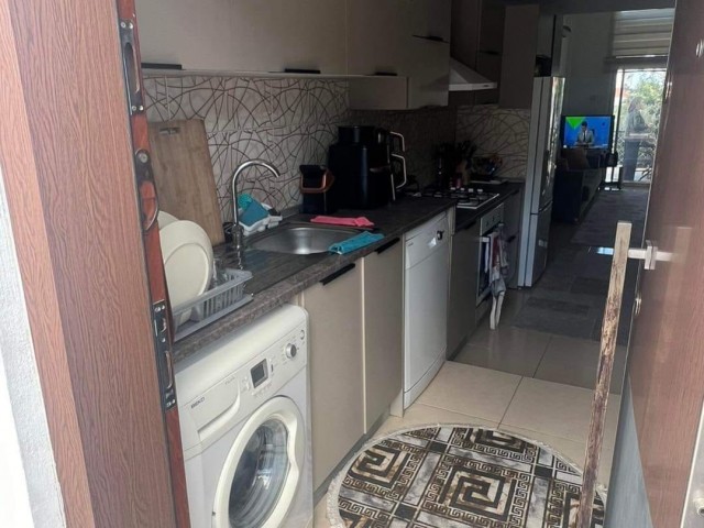 Havuzlu site iç8nde 2+1 villa, Catalkoy dağ ve feniz manzarali( Chamada hotel arkası dağ tarafı) Esdeğer koçan, tapu müstakil, krediye uygun....