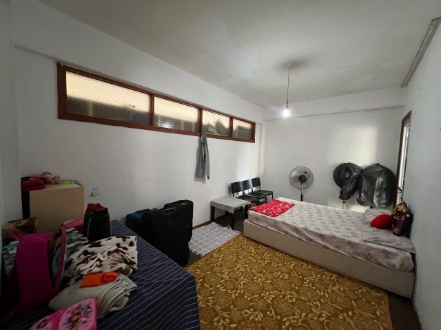 3+1 TURKISH KOÇANLI FLAT FOR SALE IN KYRENIA NEW PORT AREA