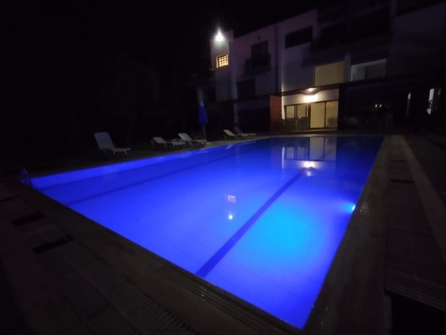 Girne Karaoğlanoğlu Kaya Artemis Hotel yanı 60 m2 Dublex 1+1 ...