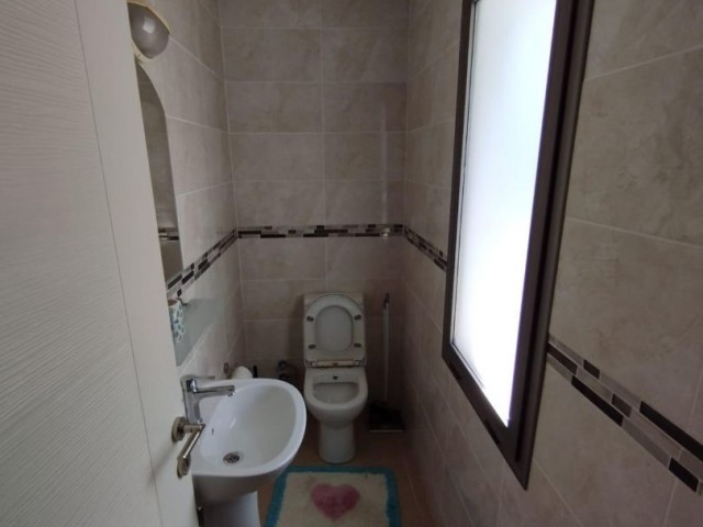 Girne Karaoğlanoğlu Kaya Artemis Hotel yanı 60 m2 Dublex 1+1 ...