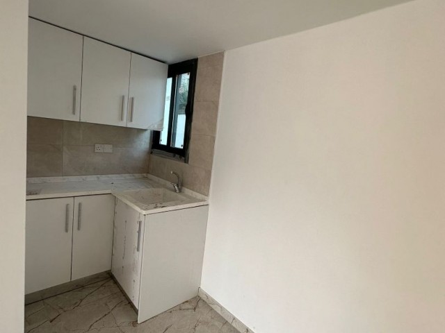 GİRNE ALSANCAK'TA SATILIK SENDE KATLI DÜKKAN YENİ DAİRE YADA PENTHOUSE İLE TAKAS YAPILIR