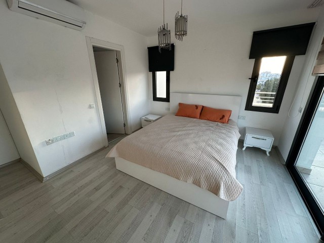 Kyrenia Anafartalar High School area, new flat, brand new furnished, 200 m2 3+1 Penthouse (1200 stg per year)
