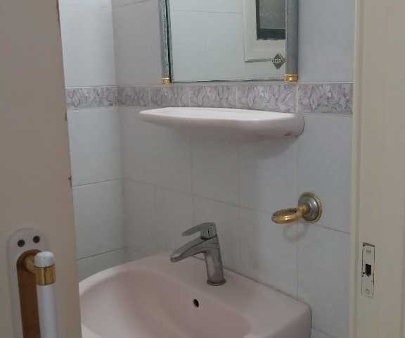 3+1 flat with garden for rent in the center of Kyrenia