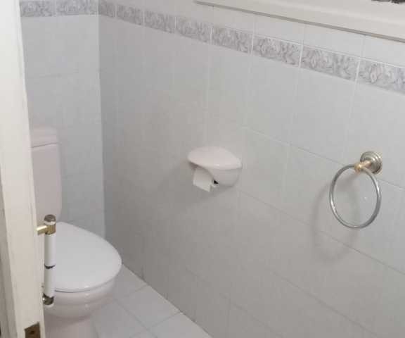 3+1 flat with garden for rent in the center of Kyrenia