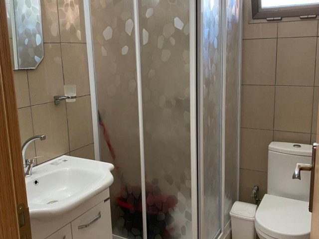 Zu verkaufen 2+1 Wohnung in Kyrenia Centre / 420 Gbp Kiracli