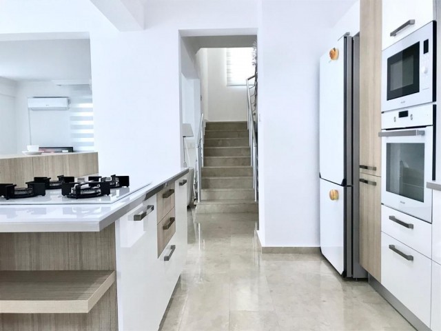 Alsancak Kiralık Villa / Sıfır Full Esyalı