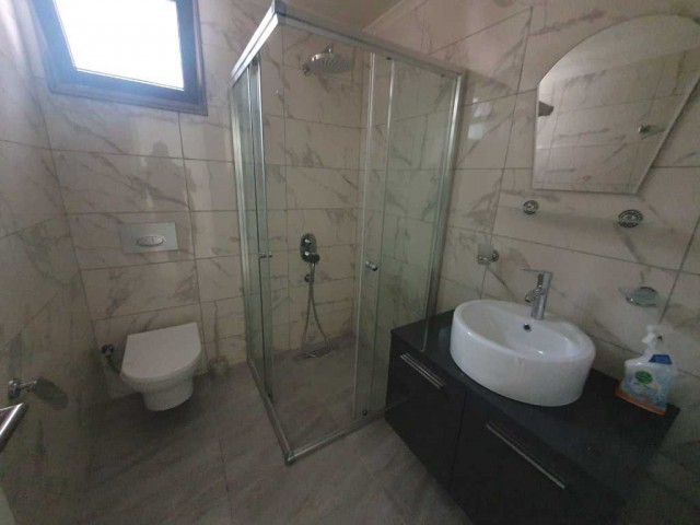 Flat To Rent in Girne Merkez, Kyrenia