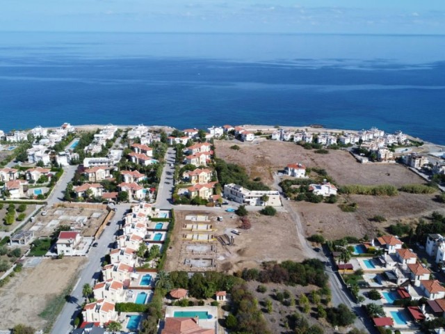 LUXUSVILLA 4+1 ZUM VERKAUF IN KYRENIA LAPTA