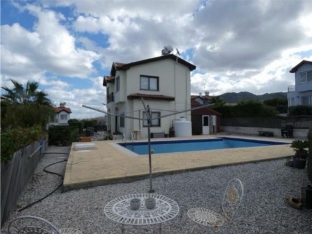 3 bedroom villa for sale in Esentepe with private pool