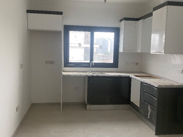 DENİZDEN İSKELEDE denize yürüme mesafesinde SIFIR 1+1 SATILIK DAİRE 