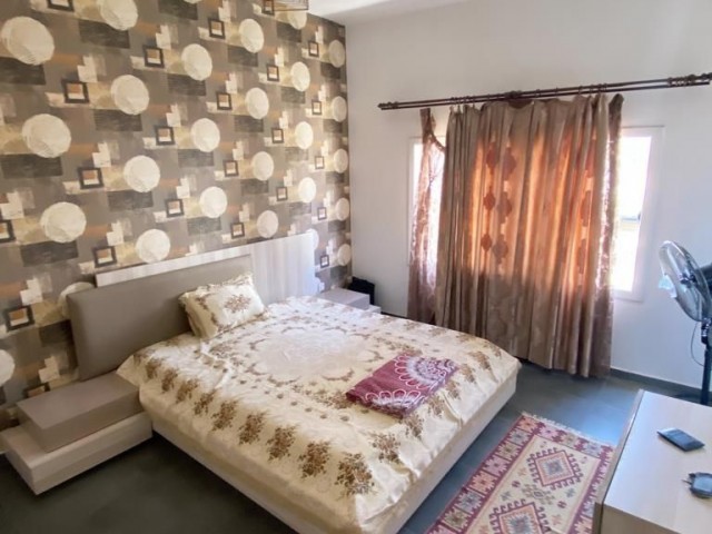 MAGOSA AYLUGA IS MAGNIFICENT 4+2 2. FLOOR 2 SEPARATE HOUSE IS FULLY FURNISHED AND HAS A TURKISH COB EMERGENCY SALE FOR ABOUT 5 CARS AND A CLOSED GARAGE AND THE CONDITION OF THE GOODS IS VERY GOOD IN THE CITY, THIS OPPORTUNITY WILL NOT BE MISSED.. ** 