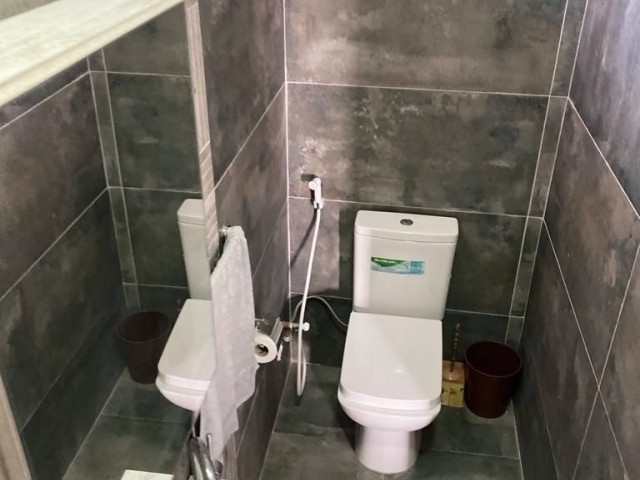 MAGOSA AYLUGA IS MAGNIFICENT 4+2 2. FLOOR 2 SEPARATE HOUSE IS FULLY FURNISHED AND HAS A TURKISH COB EMERGENCY SALE FOR ABOUT 5 CARS AND A CLOSED GARAGE AND THE CONDITION OF THE GOODS IS VERY GOOD IN THE CITY, THIS OPPORTUNITY WILL NOT BE MISSED.. ** 