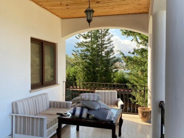 Villa For Sale in Çatalköy, Kyrenia