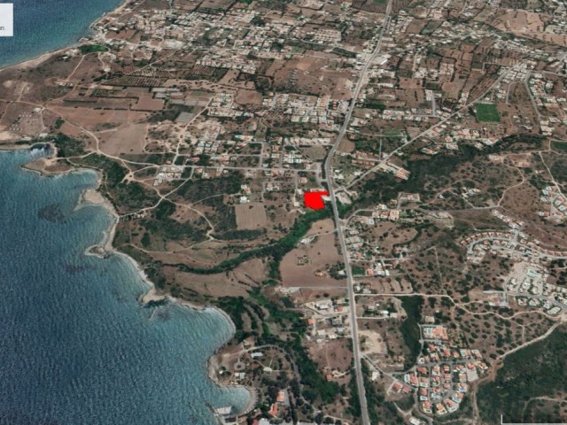 LAND FOR SALE IN KYRENIA KARŞIYAKA WITH SEA VIEW IN GREAT LOCATION, ZERO TO THE MAIN ROAD 2.5 TERM ADEM AKIN 05338314949