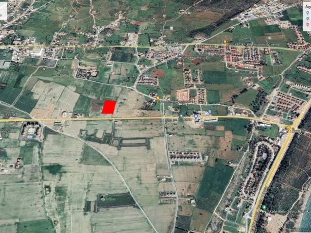 LAND FOR SALE ADEM AKIN 05338314949 WITH AVAILABLE ROAD ONLY 5 MINUTES TO THE SEA IN ISKELE GARDENS WALKING DISTANCE