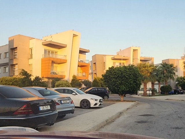 2+1 zum Verkauf in Famagusta im Saklikent-Gelände ////2+1 zum Verkauf in Famagusta im Saklikent-Komplex///واحددو خوابه فروشی در شهرک ویلایی ساکلیکنت