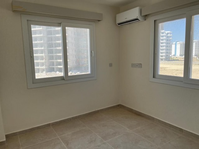 Bargain price new 2+1 flat with sea view in Park Residence in Long Beach (urgent sale)